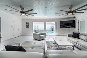 House, Multiple Beds, Pool Access, Ocean View (5833 Ocean) | Living area - Ocean View + Poolside Opulence Tennis (Corpus Christi)