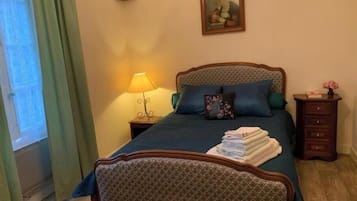 Fer et planche à repasser, Wi-Fi, draps fournis