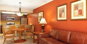 TV - Westgate Villa Resort Kissimmee sleeps up to 8 (Kissimmee)