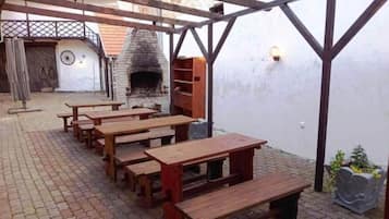 Suite | Outdoor dining