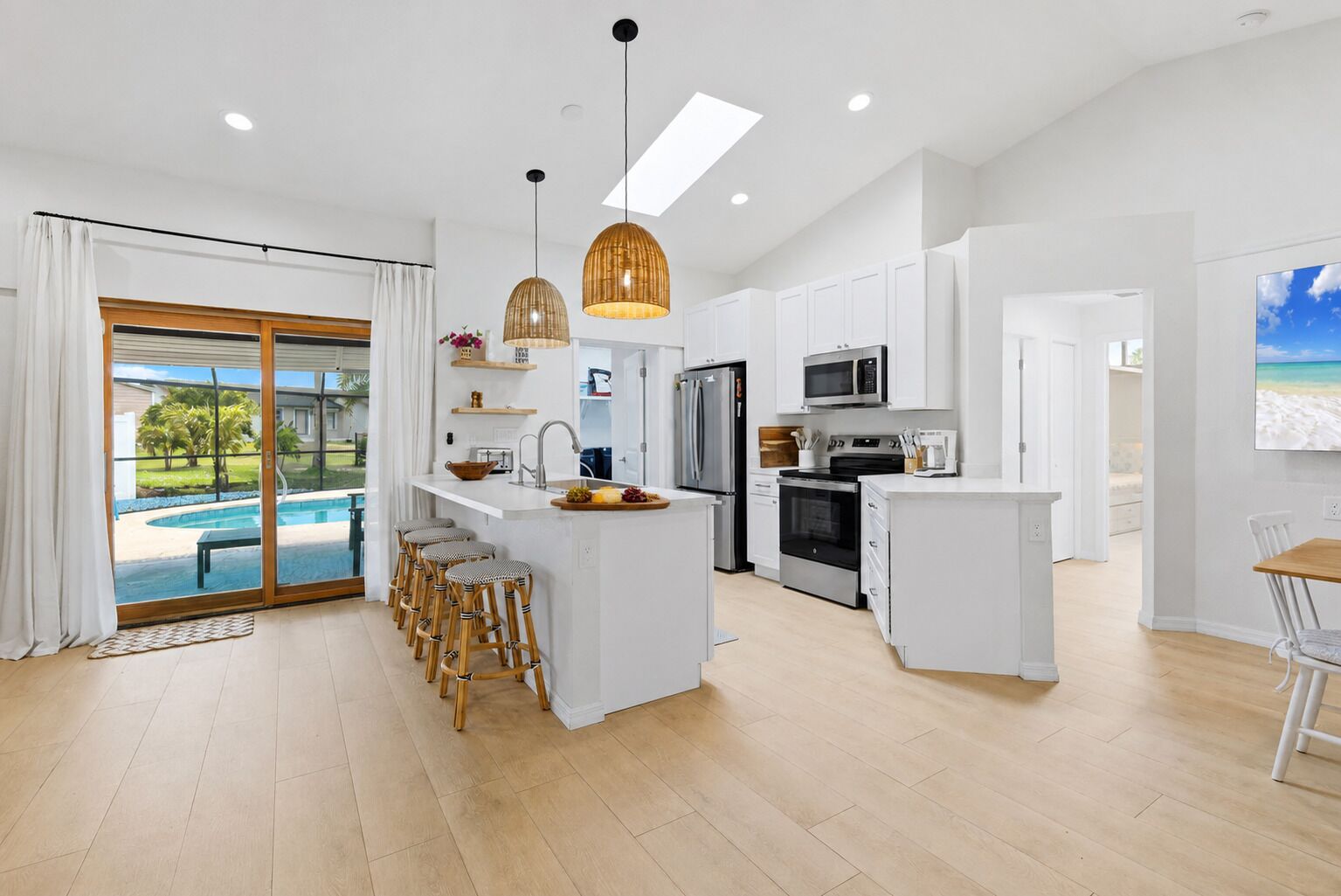 House, 3 Bedrooms | Private kitchen | Coffee/tea maker, fridge, oven, toaster