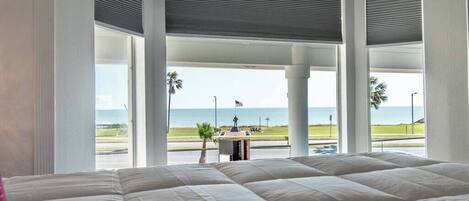 House, Multiple Beds, Pool Access, Ocean View (3553 + 3554 Ocean) | 9 bedrooms, individually decorated, individually furnished, bed sheets