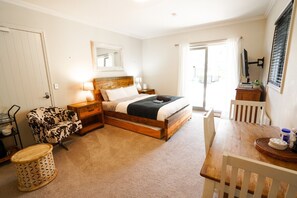 Bed sheets - Cardrona Ridge by Aotearoa Escapees (Cardrona)