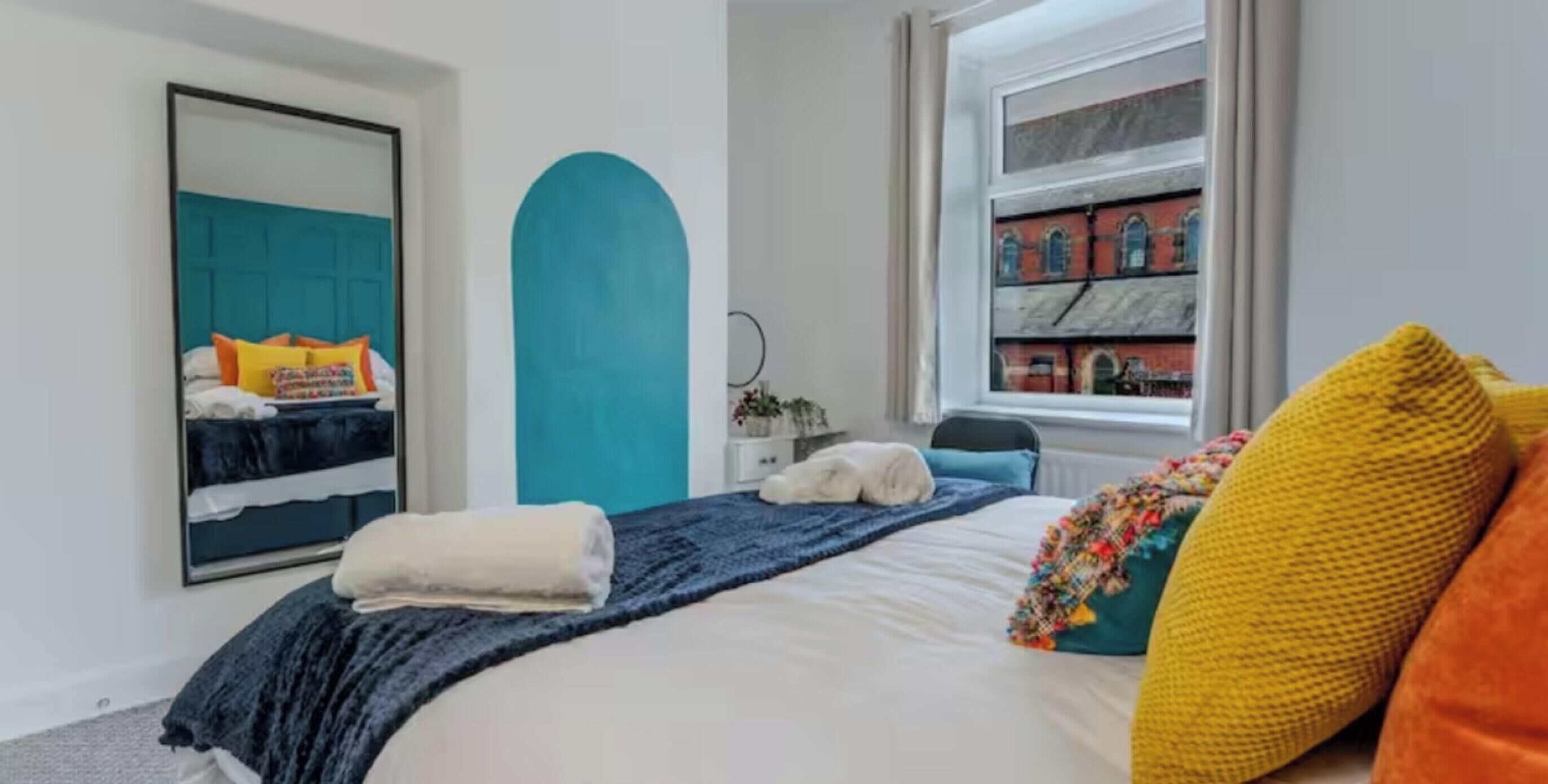 2 bedrooms