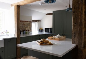 Private kitchen - Ambersham House a picturesque Grade II newly renovated country house that sleeps up to 6 guests. (South Ambersham)