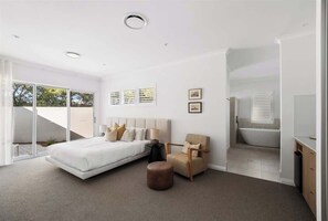 4 habitaciones, wifi y ropa de cama 