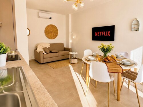 1-Bedroom Apt 30m from Sea | AC | Terrace | Bike Friendly + Box