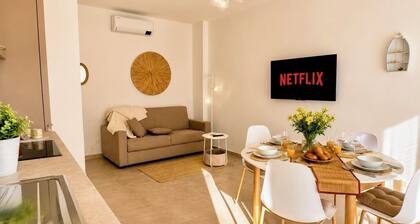1-Bedroom Apt 30m from Sea | AC | Terrace | Bike Friendly + Box