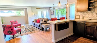 Lakeside Park Retreat · Patio, Grill, Kitchen -2 Bedroom, 1 Bath. Enjoy stair-free living, a full kitchen, private patio with grill, and easy access to Slidewaters, wineries, and downtown Chelan.