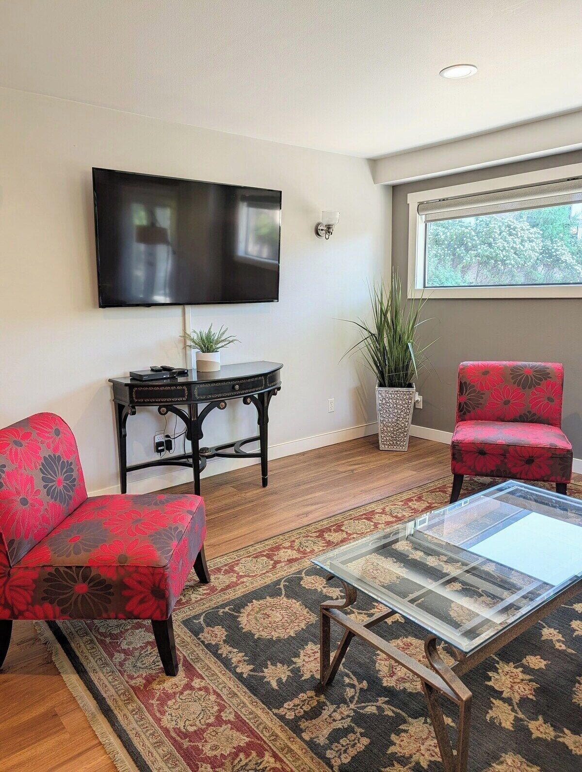 Smart TV, offices