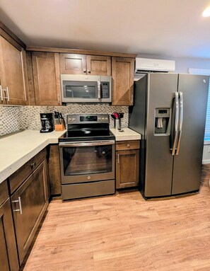 Unclassified image, 3 of 42, button - Patio Beach Retreat · Walk to Lake Chelan (Chelan)