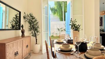 House, 3 Bedrooms, Private Pool | Dining
