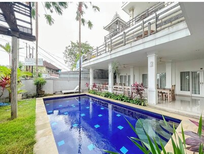 Hotel Lilis Ikvala Radha Canggu