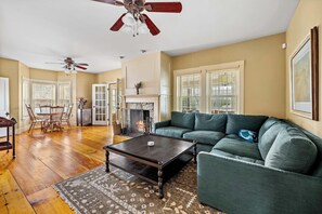 TV, fireplace, offices