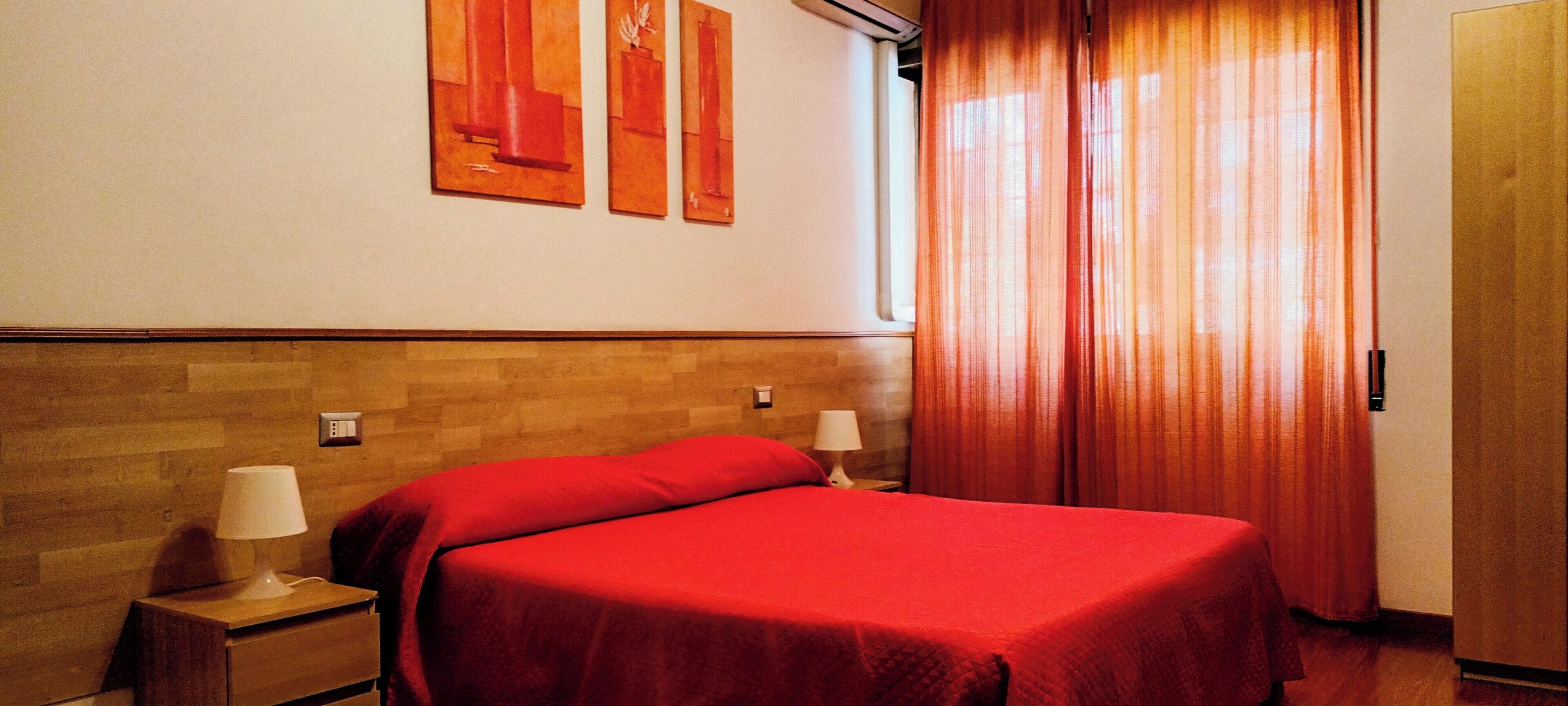 1 bedroom, WiFi (free), bed sheets