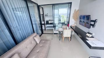Classic Villa, 1 Bedroom, Kitchen | Living area