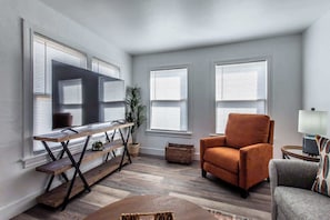 House, Multiple Beds, Kitchen, Garden View (4213 Avalon) | Living area - The Coastal Nest Relax & Unwind in Style (Corpus Christi)