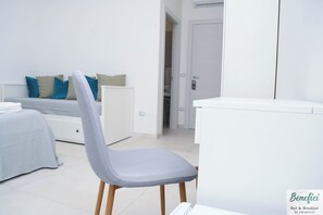 Interior - Vrbo Property (Maruggio)