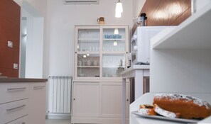Private kitchen - Vrbo Property (Maruggio)