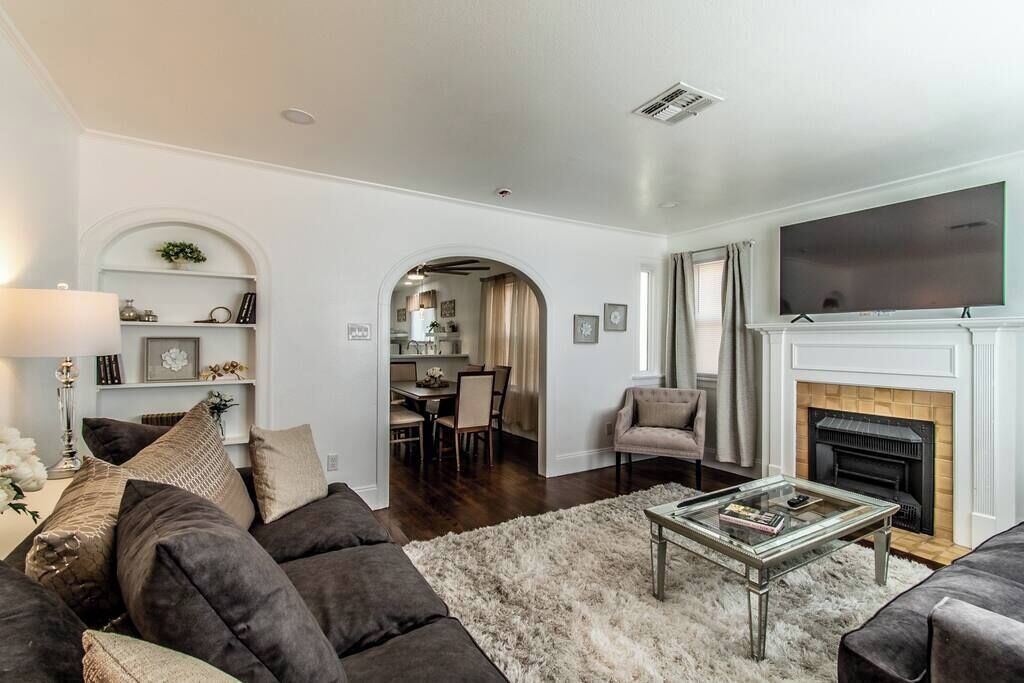 Condo, Plusieurs lits, foyer, vue sur le jardin (1117 Ocean B) | Aire de séjour