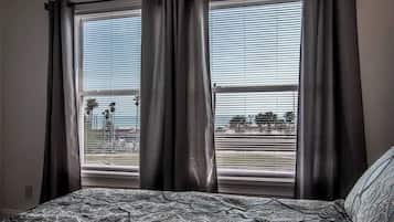 Kondominium, Beberapa Tempat Tidur, perapian, pemandangan kebun (1117 Ocean B) | 2 kamar tidur dan didekorasi berbeda-beda