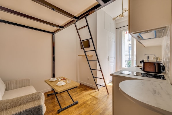 House | Interior - Studio 2P Near Roland Garros Stadium (Paris)
