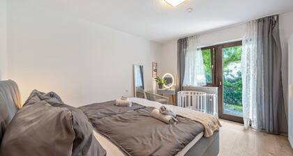 Landhaus Gisela 2.0 – Apartment 1, 3 Bedrooms, Terrace with Garden, Newly Renovated, Central