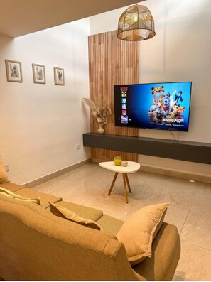 Living area - Casa espectacular con 3 hab suite 4 baños (Salta)