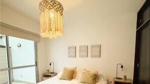 1 室のベッドルーム、アイロン / アイロン台、旅行用ベビーベッド、WiFi (無料)