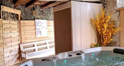 Rioutord Guest Room with Shared Terrace, Wi-Fi, and Air Conditioning