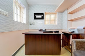 House | Reception - Classic Saibaba Colony Bus Terminal (Coimbatore)