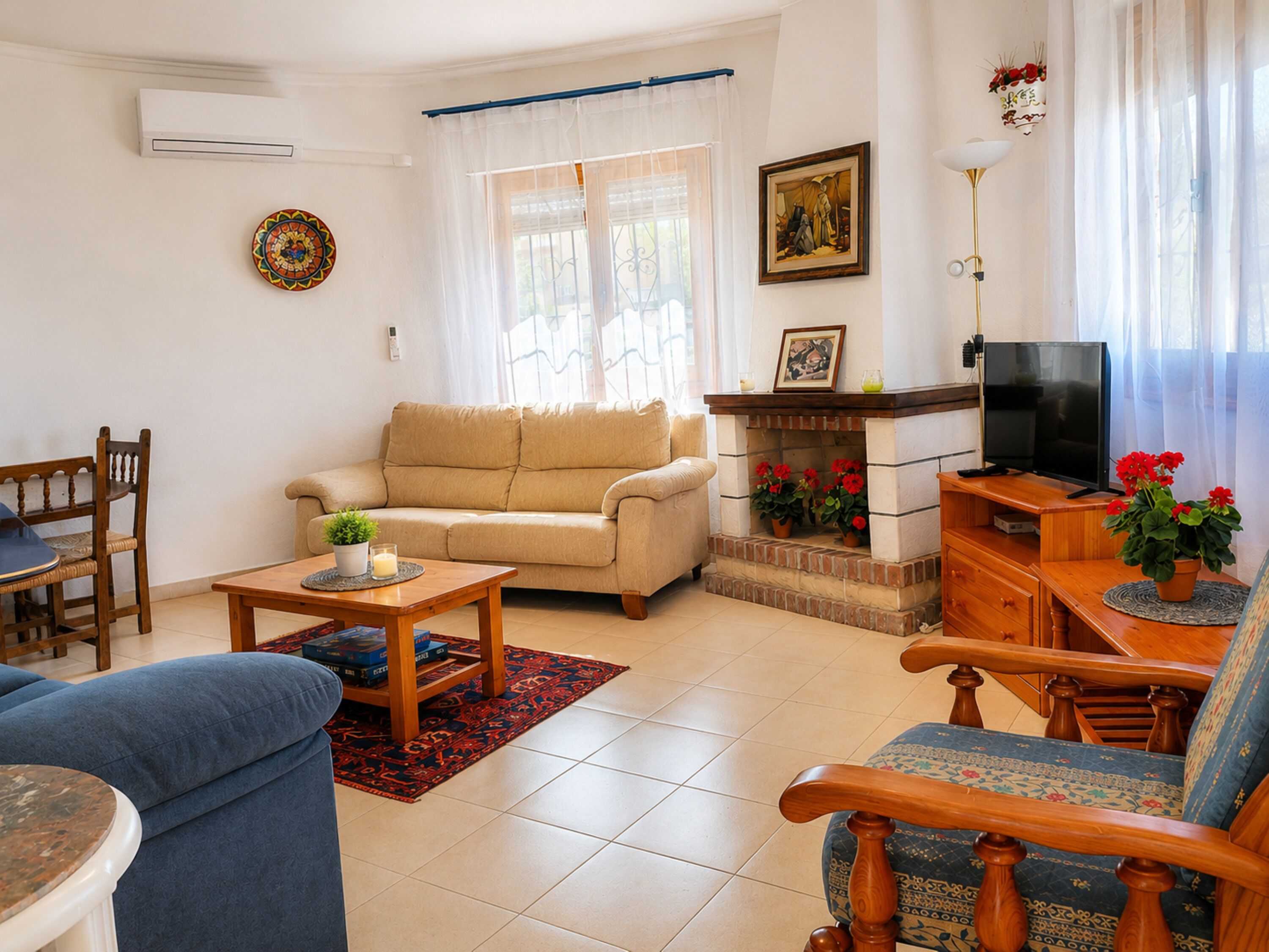 Chalet, 3 Bedrooms, Smoking, Private Pool | Living room