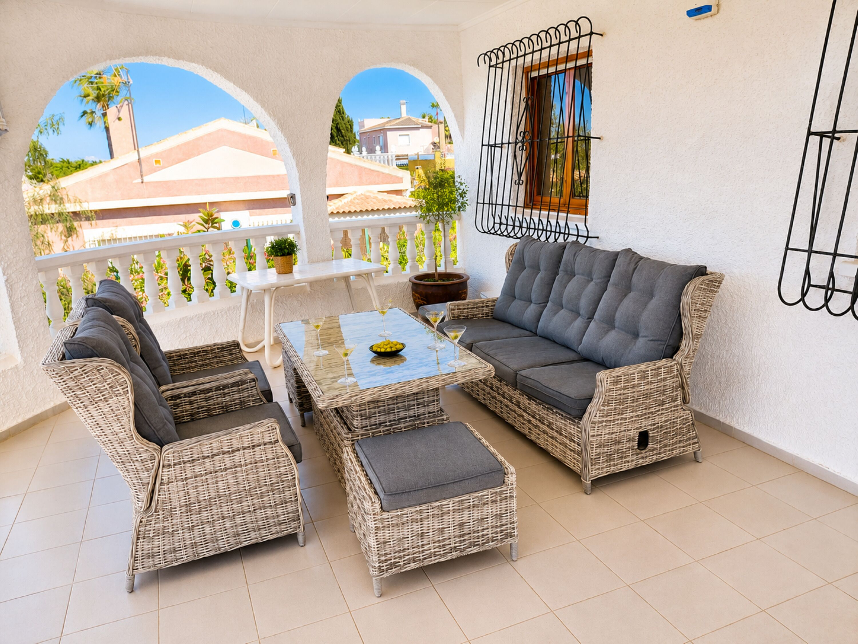 Chalet, 3 Bedrooms, Smoking, Private Pool | Balkoni
