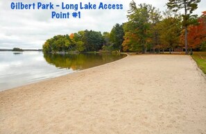 Beach - Long Lake Escape: 4BR Modern Home 15 Min to Downtown Traverse City (Grawn)