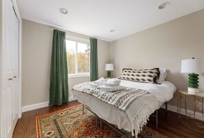 4 chambres, fer et planche à repasser, Wi-Fi gratuit, draps fournis