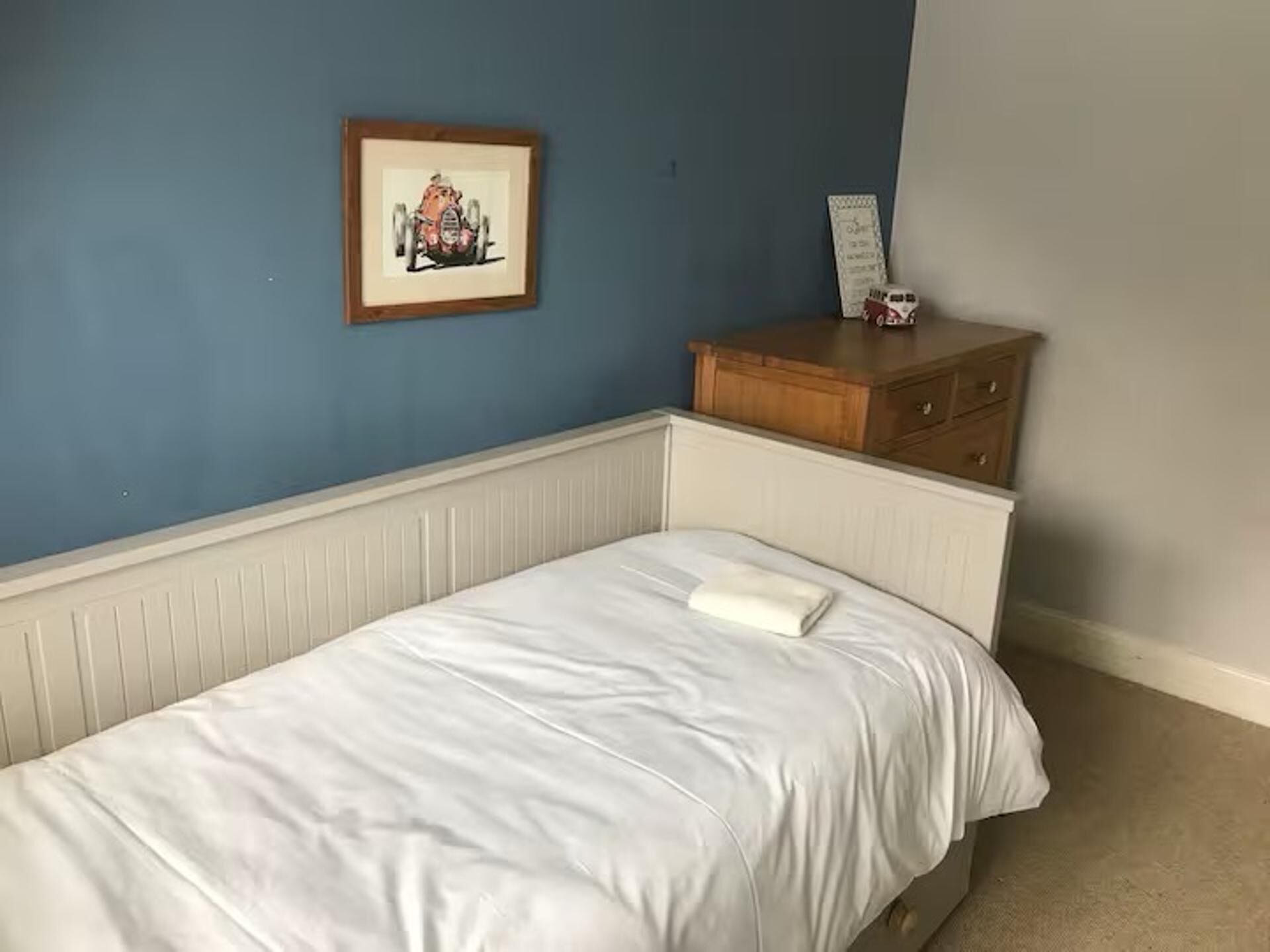 6 bedrooms, free WiFi, bed sheets