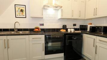 Dishwasher, cookware/dishes/utensils