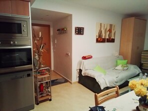 Living area - Apartment 'Cubelles' with Sea Views, Private Terrace, and Air Conditioning (Cubelles)