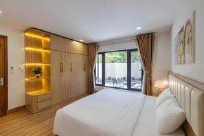 Luxury Villa, 3 Bedrooms | Desk, blackout curtains, soundproofing, iron/ironing board - Happy House Villa Phu Quoc (Phu Quoc)