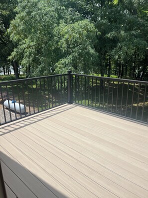 Property grounds - Double A frame Lake House on Pomme de Terre with Dock and Direct Lake Access (Flemington)