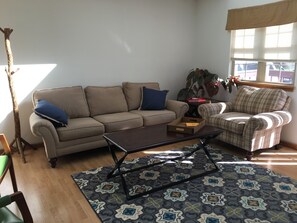 Living area - Double A frame Lake House on Pomme de Terre with Dock and Direct Lake Access (Flemington)