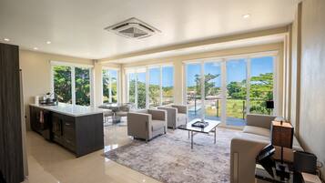 Appartement Deluxe, 2 chambres, vue partielle sur l'océan | Vue sur la plage ou l’océan