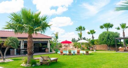 Escape to Paradis | 4BR Farm Villa · 40min Tunis