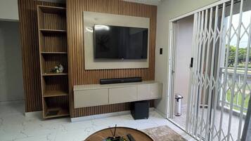 Appartamento, 2 camere da letto, balcone | Soggiorno