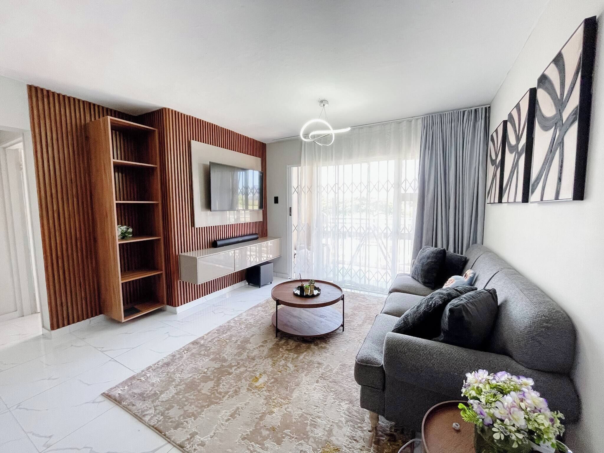 Apartment, 2 Bedrooms, Balcony | Living room