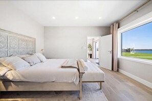 Desk, iron/ironing board, WiFi, bed sheets - Brudenell Riverview Estate-luxury modern retreat in hi-end neighborhood (Montague)