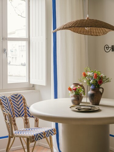 Al Porta Townhouse by Cadenzalux