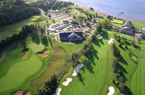 Golf - Opulence Suite-luxury one-bedroom in hi-end neighborhood (Montague)