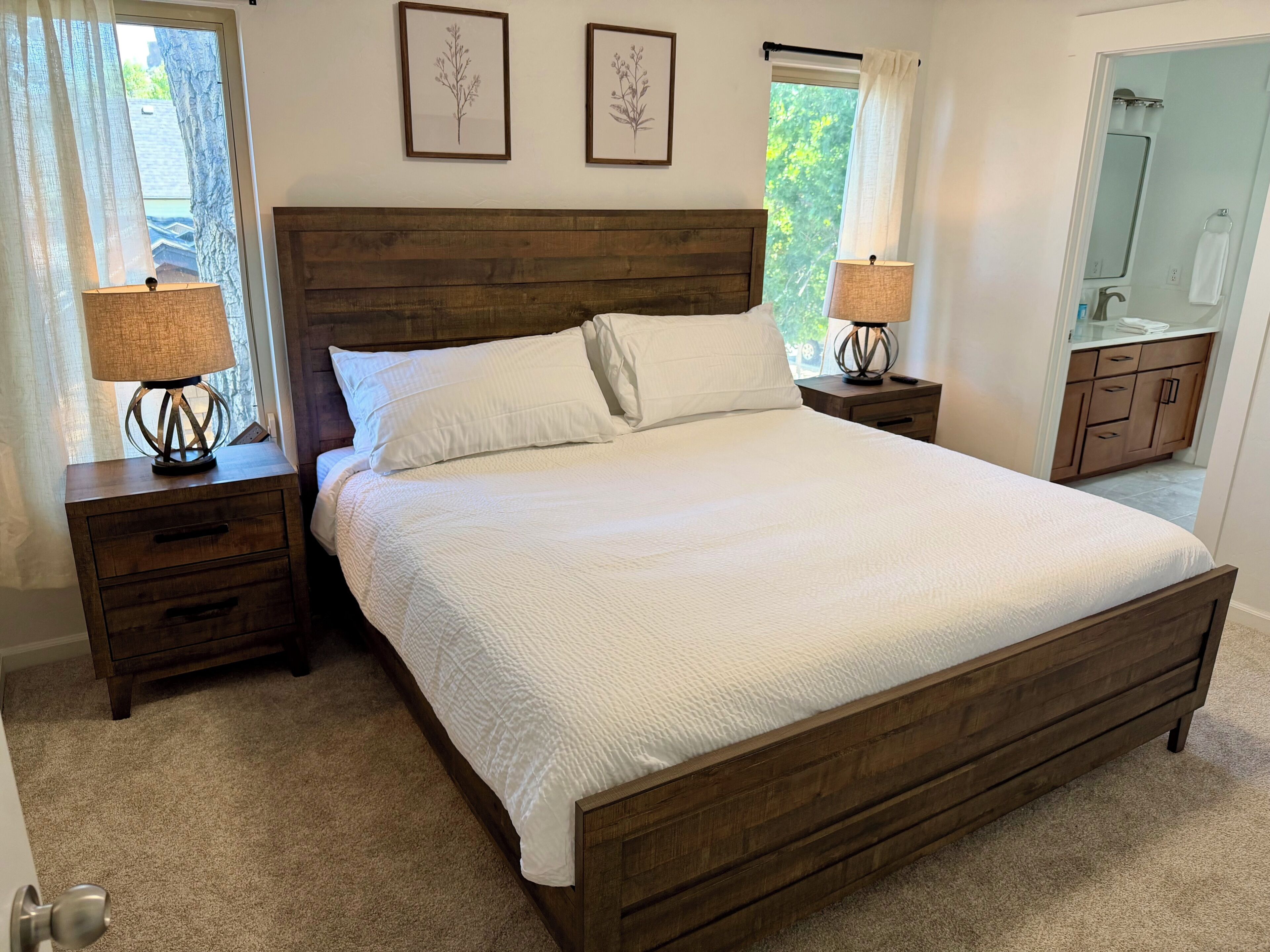5 bedrooms, iron/ironing board, travel crib, WiFi (free)