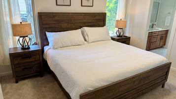 5 bedrooms, iron/ironing board, travel crib, WiFi (free)